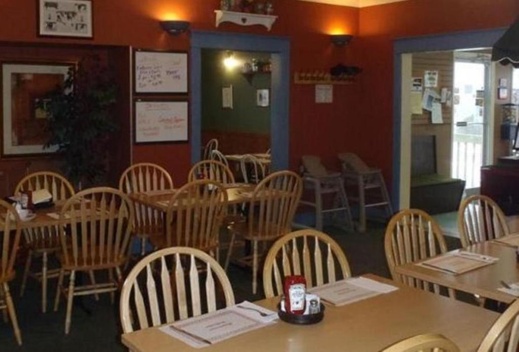 Settler'S Inn & Motel Plaster Rock Extérieur photo